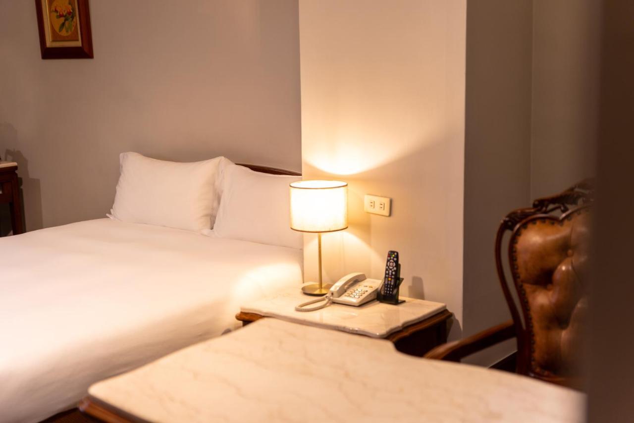 Chiayi King Hotel Экстерьер фото