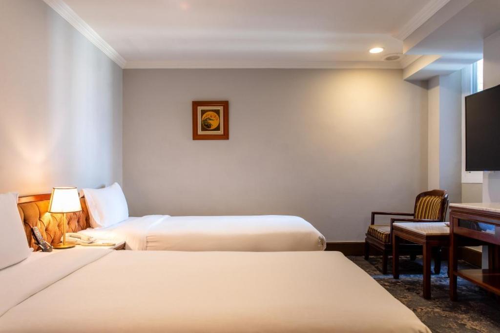 Chiayi King Hotel Экстерьер фото